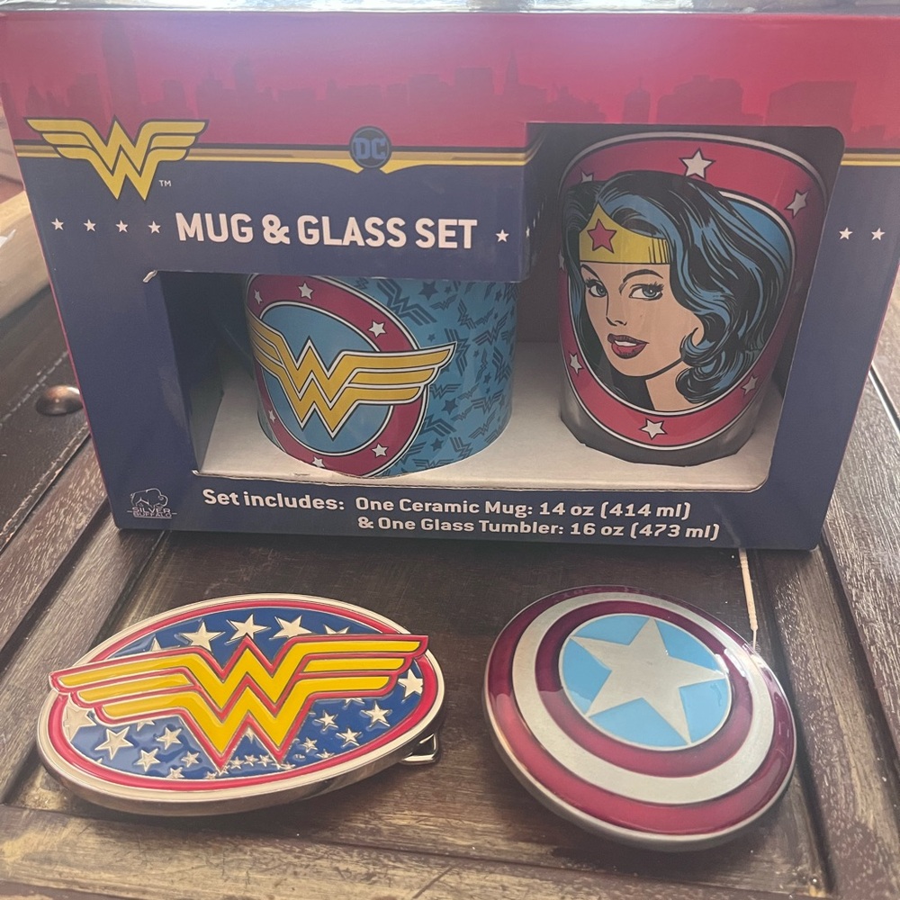 DC Wonder Woman Blue and Red Mug & Glass Set and two belt buckles